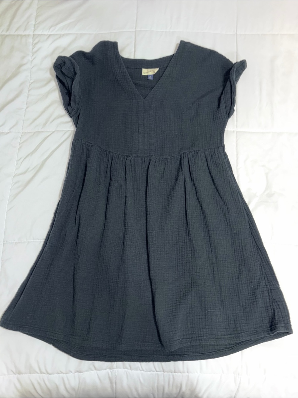Universal Thread Girls' Charcoal Gray V-Neck Cotton Dress